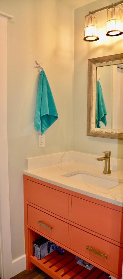 Waterfront Guesthouse On Key Allegro/Little Bay With Dock Rockport Exterior foto